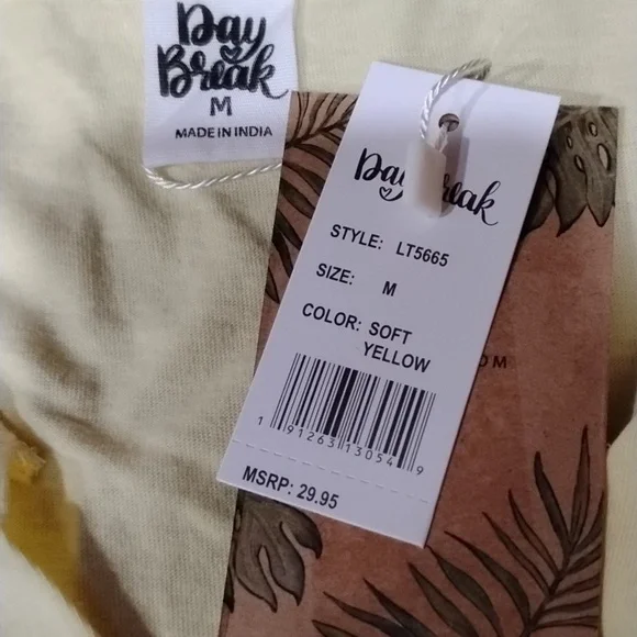 Daybreak top NWT - Picture 4 of 9